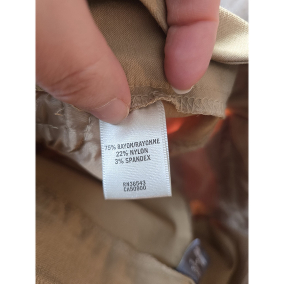 Women's Van Heusen Khaki Pull-On Trousers, Beige Stretch Twill Pants, Size 8 - Picture 5 of 6